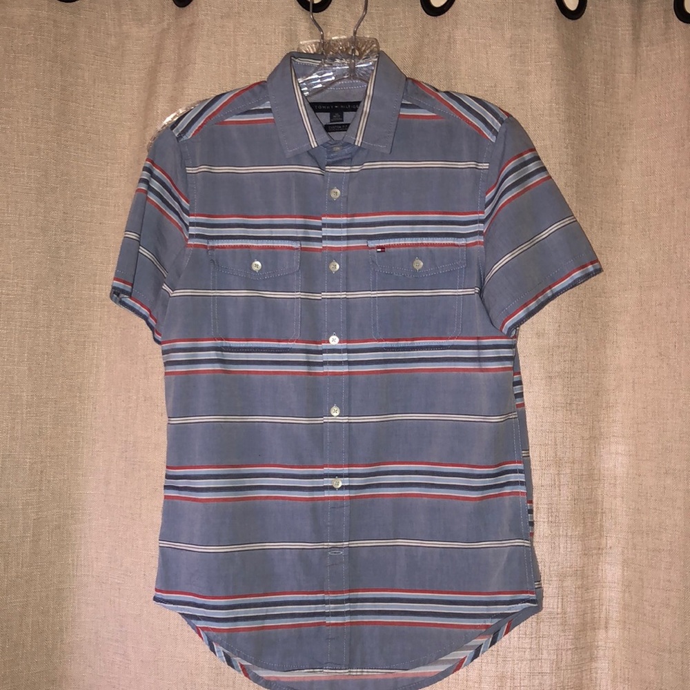 Tommy cotton button down